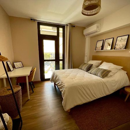 Tres Bel Appartement Central, Au Calme Avec Balneo Perpignan Exterior foto
