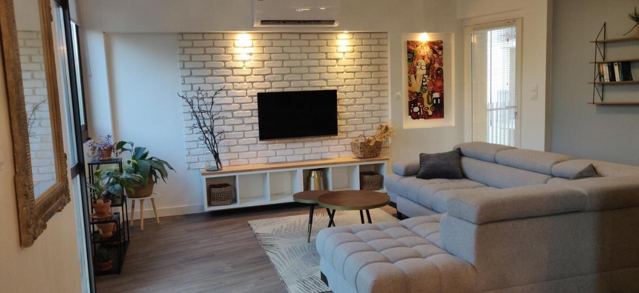 Tres Bel Appartement Central, Au Calme Avec Balneo Perpignan Exterior foto